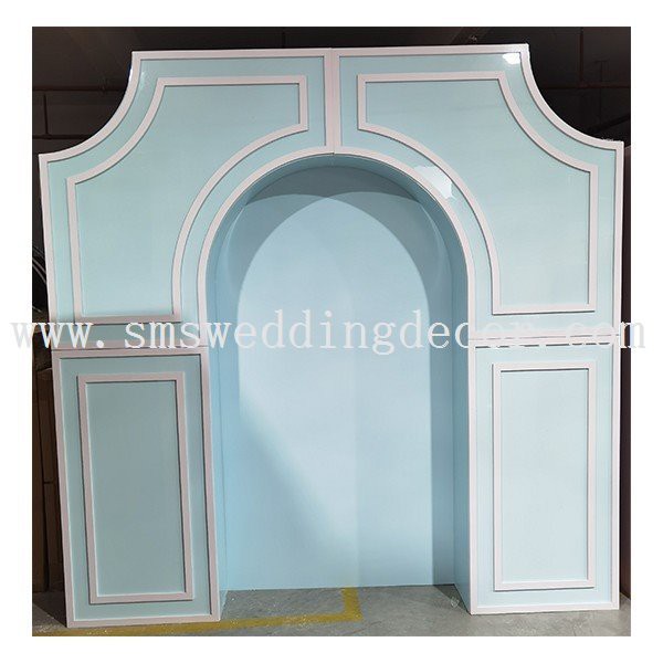 arch backdrop for wedding