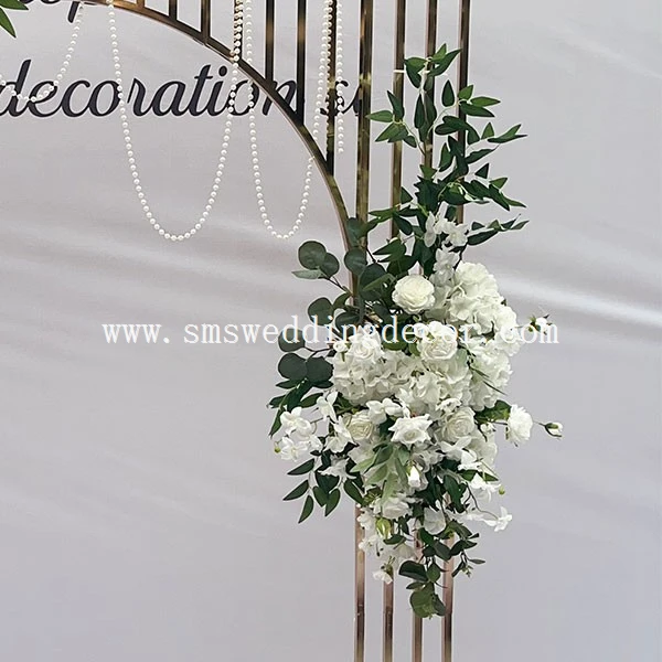 simple wedding arch flowers
